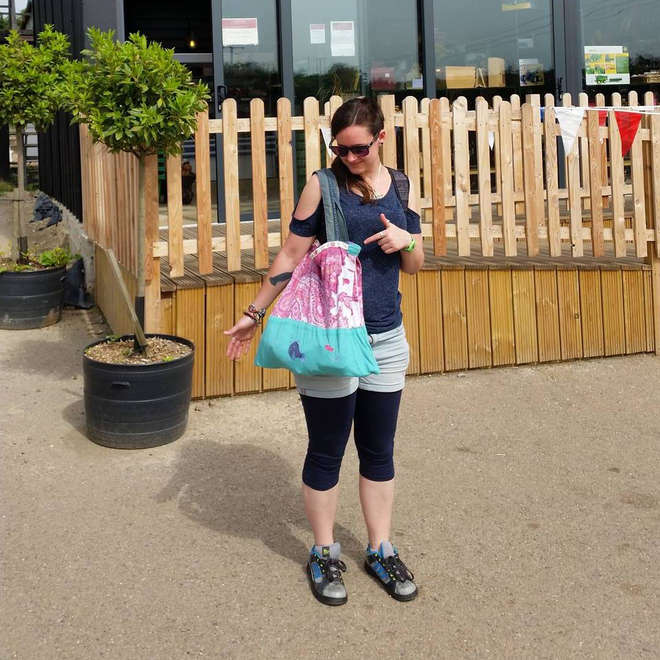 Colette using a reusable bag at the farm shop